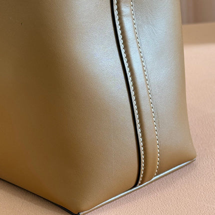 EMBLEM SMALL BUCKET BAG 19 IN BROWN SMOOTH CALFSKIN