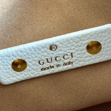 MEDIUM SOFTBIT MAXI SHOULDER BAG 27.5 IN OFF WHITE GRAINY LAMBSKIN