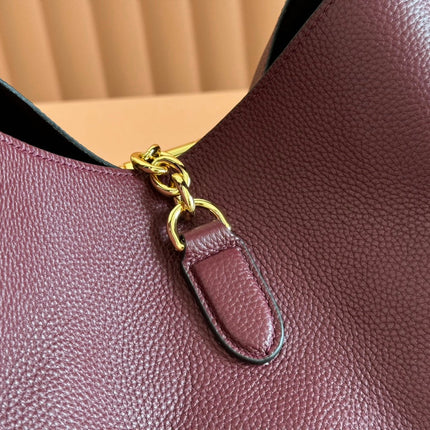SOFTBIT MAXI SHOULDER BAG 46 IN BURGUNDY GRAINY LAMBSKIN