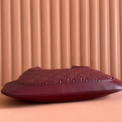 MEDIUM B SHOULDER BAG 42 IN ROSSO ANCORA RED GG EMBOSSED CALFSKIN