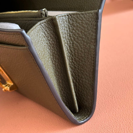 SOFTBIT CONTINENTAL WALLET 19 IN GREEN GRAINY CALFSKIN GOLD HARDWARE