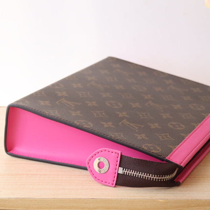 LV 25S POCHETTE VOYAGE 26 IN PONDICHERY PINK MONOGRAM MACASSAR COATED CANVAS