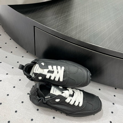 TRAIL SNEAKER IN BLACK CALFSKIN