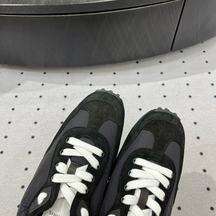 TRAIL SNEAKER IN BLACK SUEDE