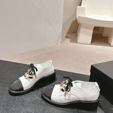 OXFORD SHOES WHITE MIX BLACK SHEEPSKIN
