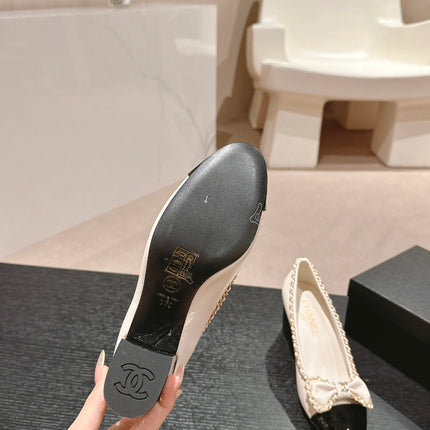 BOWKNOT HIGH HEELS IN WHITE MIX BLACK SHEEPSKIN