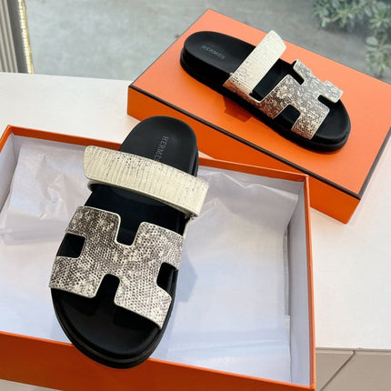CHYPRE SANDAL IN WHITE MIX BLACK LIZARD SKIN