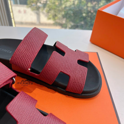 CHYPRE SANDAL IN CURRANT RED SHINY GRAINED CALFSKIN