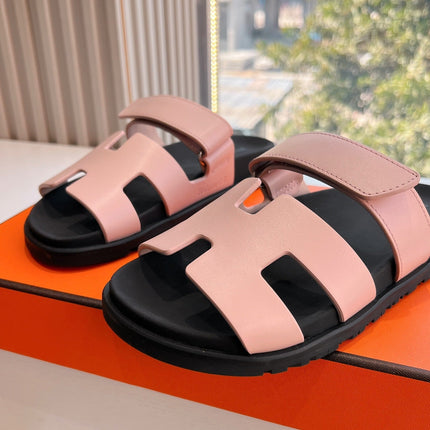 CHYPRE SANDAL IN LIGHT PINK CALFSKIN