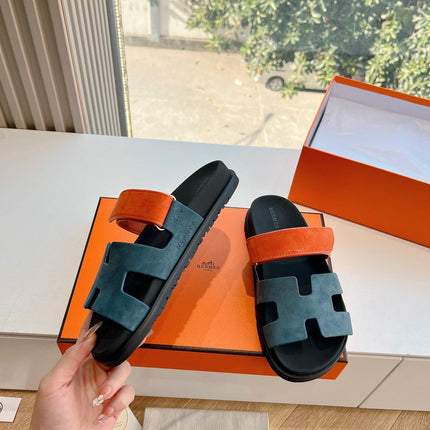 CHYPRE SANDAL IN TEAL GREEN MIX FIRE ORANGE SUEDE