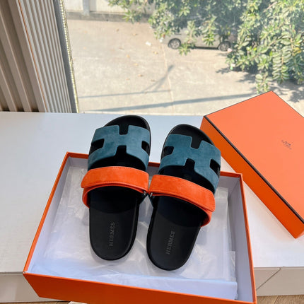 CHYPRE SANDAL IN TEAL GREEN MIX FIRE ORANGE SUEDE