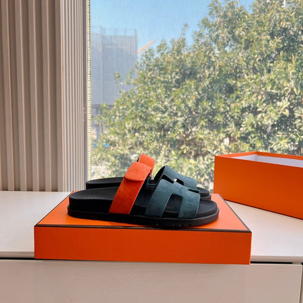 CHYPRE SANDAL IN TEAL GREEN MIX FIRE ORANGE SUEDE