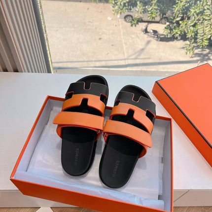 CHYPRE SANDAL IN VIVID ORANGE MIX BLACK CALFSKIN