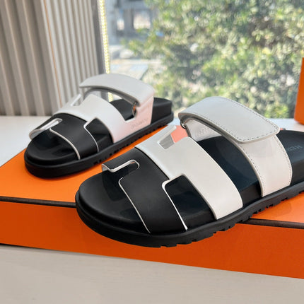 CHYPRE SANDAL IN WHITE MIX BLACK CALFSKIN