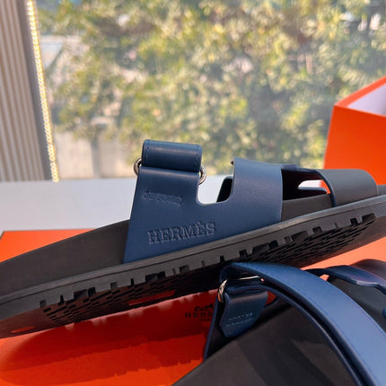 CHYPRE SANDAL IN AEGEAN BLUE MIX BLACK CALFSKIN