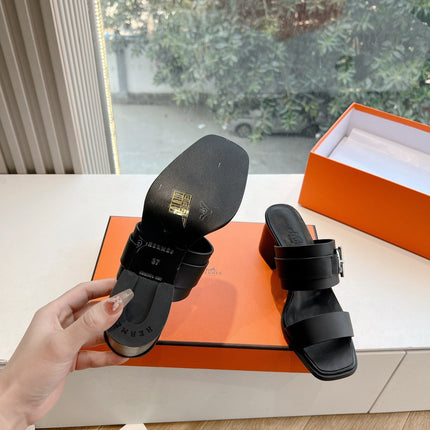 KUTE 60 SANDAL IN BLACK CALFSKIN