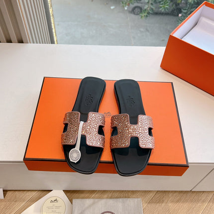 0RAN SLIDE IN PENNY BROWN CALFSKIN WITH CRYSTALS