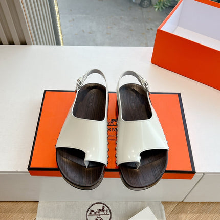 FLAT SANDAL IN WHITE CALFSKIN