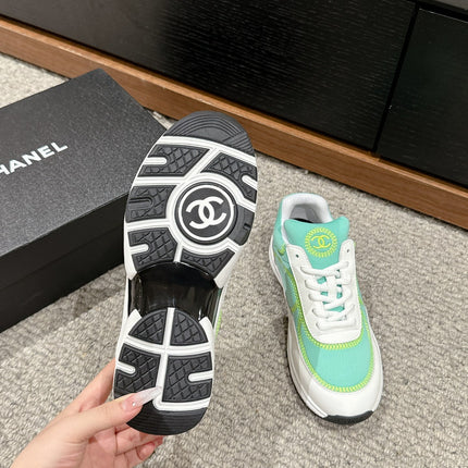 CLASSIC TRAINER IN MINT GREEN MIX WHITE FABRIC