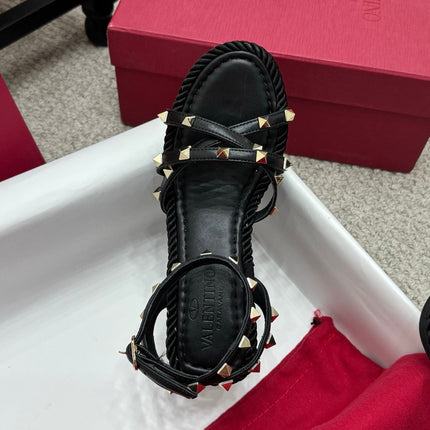 VLTN HIGH WEDGE STUDDED SANDALS 25S 100 MM IN BLACK CALFSKIN