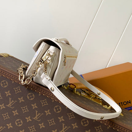 LV 25S EAST WEST POCHETTE MÉTIS BAG 21 IN BEIGE DREAM EMBOSSED TEXTURED CALFSKIN