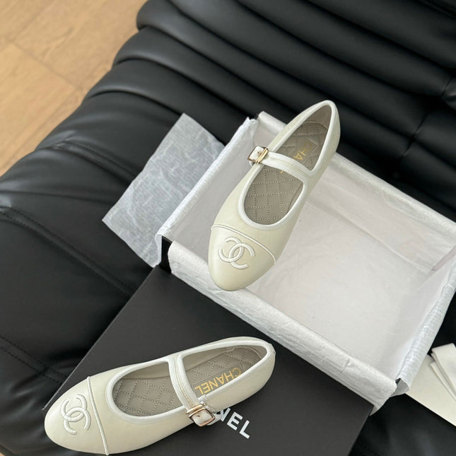 MARY JANE SHOES IN GREY LAMBSKIN