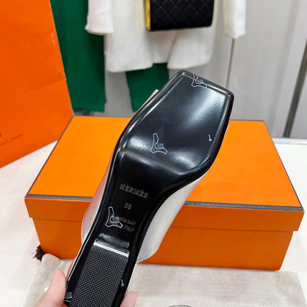 IDOLE SANDAL IN SILVER CALFSKIN