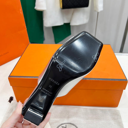 ICONIQUE 60 SANDAL IN SILVER CALFSKIN