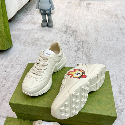 GG RHYTON TRAINER WHITE LAMBSKIN WITH ICON