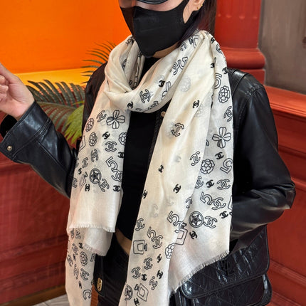 CHANEL 25S SCARF 200 IN CASHMERE 727296