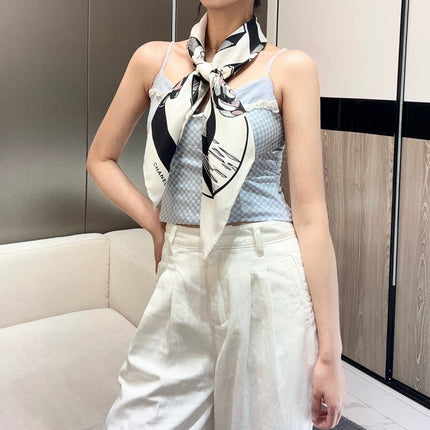 CHANEL 25S SCARF 90 IN SILK 718599