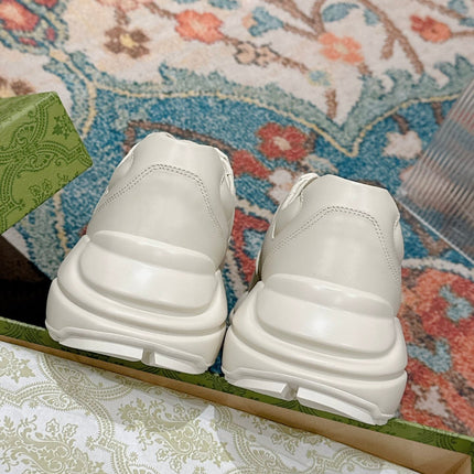 GG RHYTON TRAINER WHITE CALFSKIN WITH NAVY LOGO