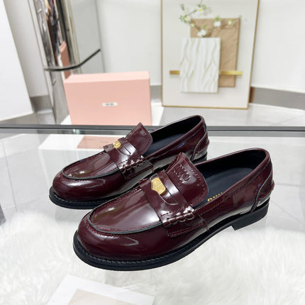 PENNY LOAFERS IN BURGUNDY RED GLOOSY CALFSKIN