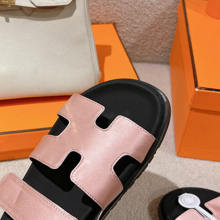 CHYPRE SANDAL BLACK MIX PASTEL PINK CALFSKIN