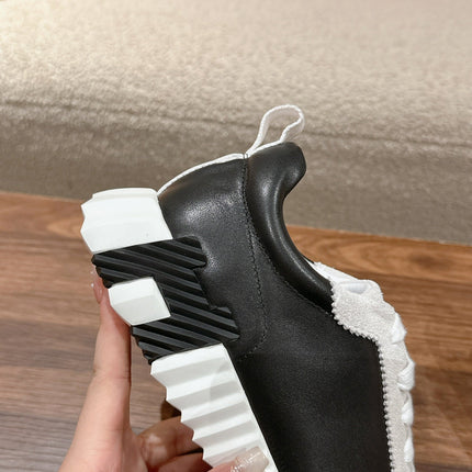 MAINLAND SNEAKER IN PALE GRAY SUEDE AND BLACK CALFSKIN