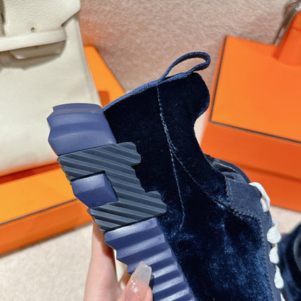 MAINLAND SNEAKER IN NAVY BLUE SUEDE AND BLACK VELVET