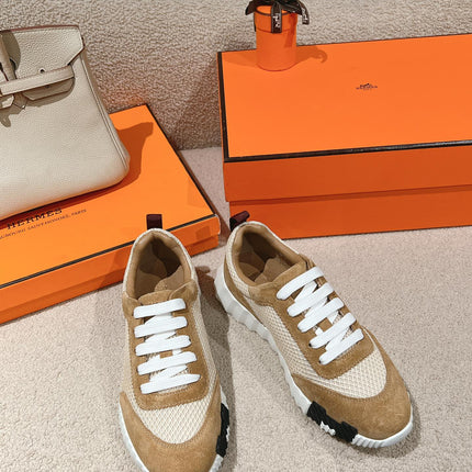 MAINLAND SNEAKER IN PEANUT BROWN SUEDE AND WHITE BREATHABLE MESH FABRIC