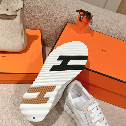 MAINLAND SNEAKER IN PALE GRAY SUEDE AND WHITE BREATHABLE MESH FABRIC