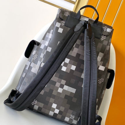 LV 25S CHRISTOPHER BACKPACK 47 IN DAMOFLAGE BLACK CALFSKIN