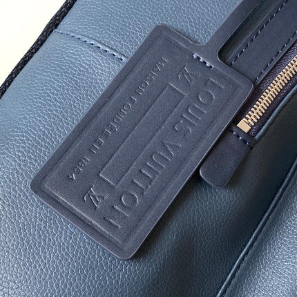 LV 25S TAKEOFF BACKPACK 43 IN ATLANTIC BLUE CALFSKIN