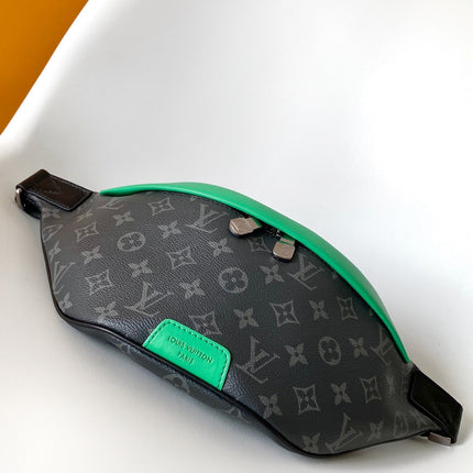 LV 25S DISCOVERY BUMBAG 44 IN BLACK NEON JADE MONOGRAM ECLIPSE CANVAS AND CALFSKIN