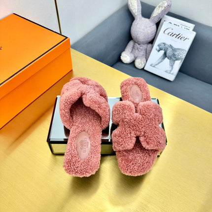 0RAN SHEARLING SANDALS PUNCH PINK