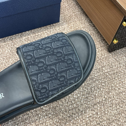 DIOR 25S ALIAS SLIDES IN BLACK CALFSKIN WITH CD OBLIQUE DARK BLUE LOGO
