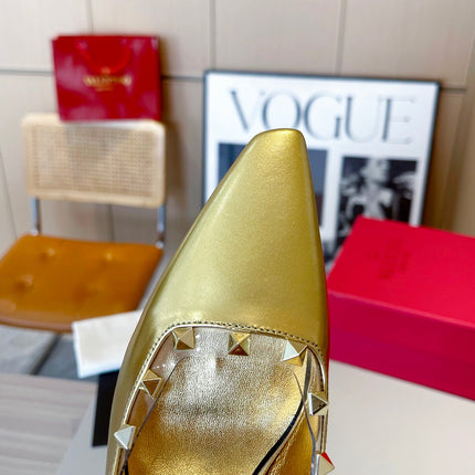 ROCKSTUD CAGED MULES 5 CM IN GOLD CALFSKIN