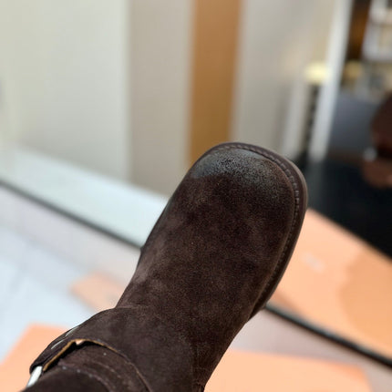 THICK-SOLED BUCKLE BOOTS IN BLACK SUEDE