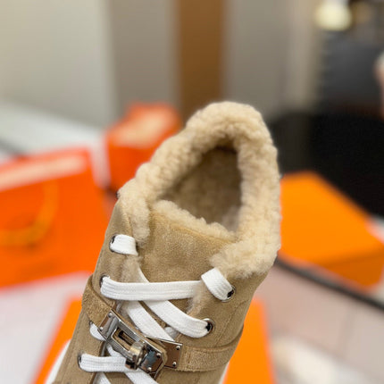 DAY SNEAKER IN TORTILLA BROWN SUEDE AND FLEECE LINING