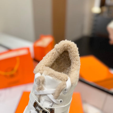 DAY SNEAKER IN WHITE CALFSKIN AND FLEECE LINING