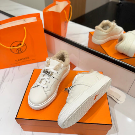 DAY SNEAKER IN WHITE CALFSKIN AND FLEECE LINING