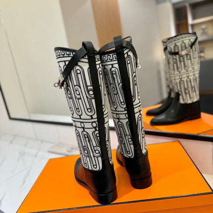 JUMPING BOOT 2 CM IN BLACK CALFSKIN AND BLACK MIX WHITE FABRIC