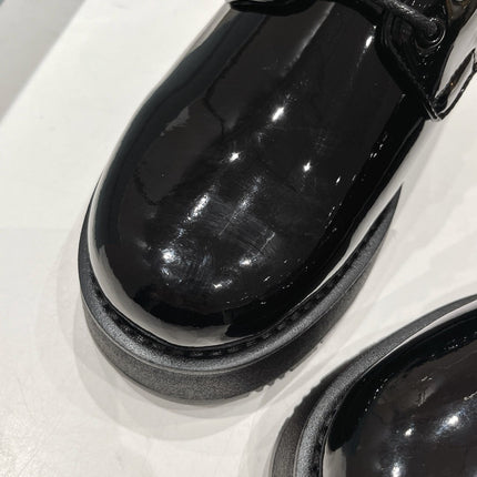 PRA BRUSHED LEATHER LOAFERS GLOSSY BLACK
